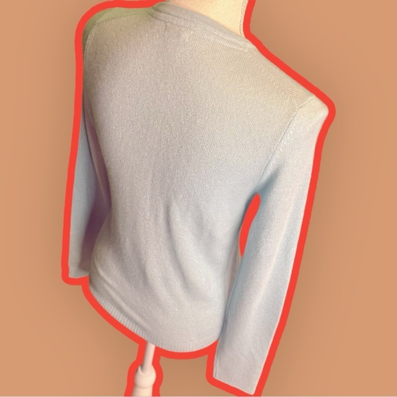 L.L. Bean ‘Women’s Classic Cashmere Crewneck’ in Soft Turquoise / Baby Blue XS - Picture 7 of 14